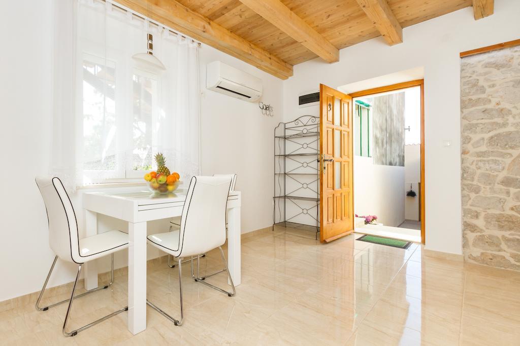 Apartments Vica 시베니크 객실 사진