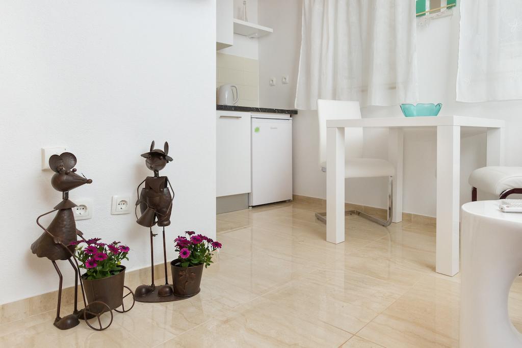 Apartments Vica 시베니크 객실 사진